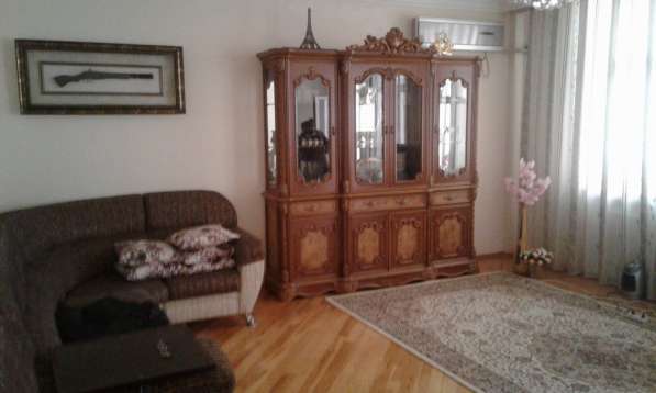 3-комнатная квартира в Баку