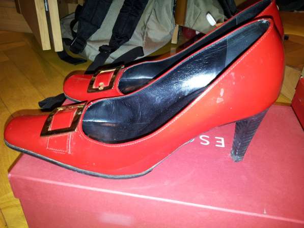 Красные лакированные туфли Эскада ESCADA на 5 см каблуке 37р в Москве фото 12