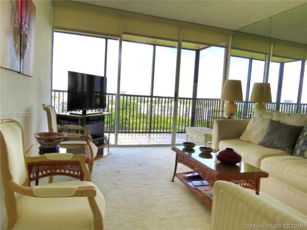 Продается прекрасная двухкомнатная квартира в Майами в фото 3