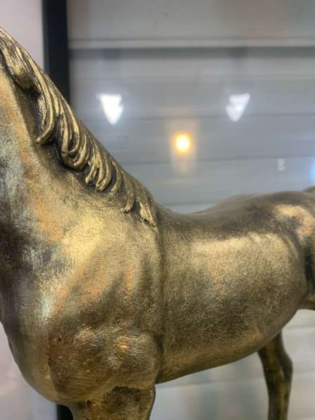 Гипсовая скульптура лошади в Екатеринбурге