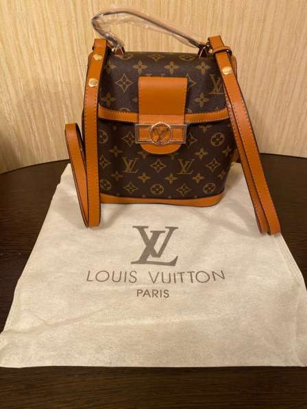 Рюкзак женский Louis Vuitton темно коричневвй в Волгограде фото 4