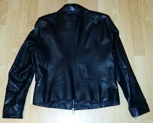 Куртка женская чёрная кожаная JOY размер М 44 шикарная качес в Сыктывкаре