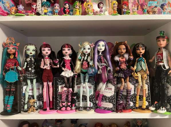 Базовые куклы monster high