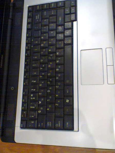 Toshiba Satellite A300-1G3 рабочий ноутбук в Москве фото 25
