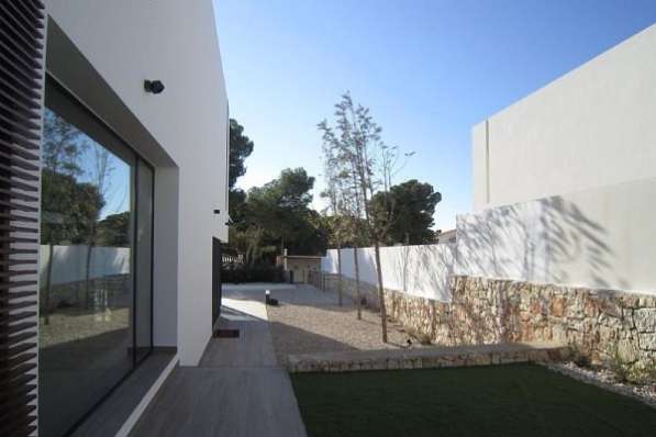 Недвижимость в Испании, Новая вилла в Морайра в фото 3