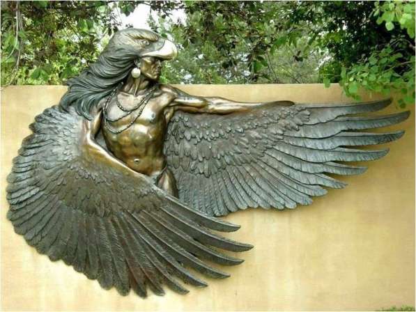 Скульптура креативная"Человек-Орел".