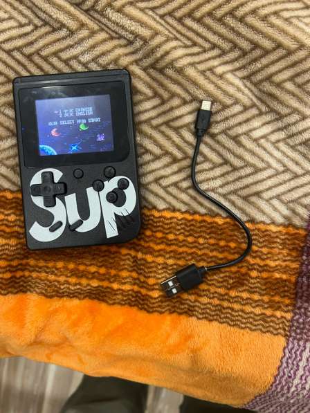 Суприм четыреста игр, с зарядкой USB