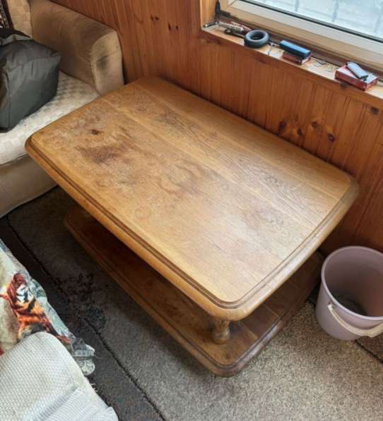 Столик журнальный дуб