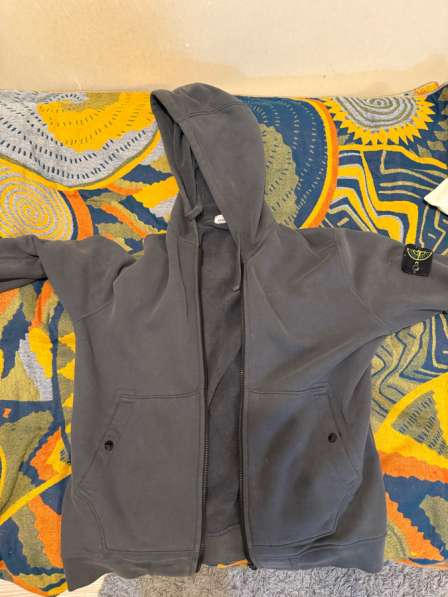 Кофта stone island