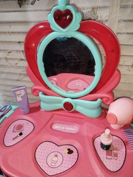 Косметический столик для девочки в Вологде фото 5
