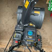 Снегоуборщик самоход новый, в Москве