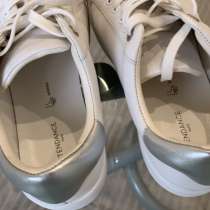Продам кеды белые, в Москве