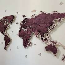 Карта мира из дерева в цвете бордо, в Набережных Челнах
