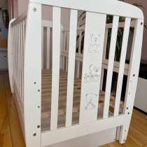 Отдаю даром детскую кроватку Veres с маятником, в Санкт-Петербурге