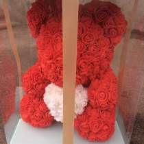 Красный мишка из роз с сердцем 40 см, в Санкт-Петербурге