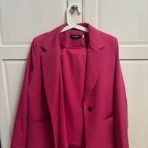 Костюм женский, в Казани