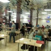 Прибыльная столовая БЦ рядом с метро на 170 мест, в Москве