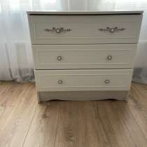 Комод, в Москве