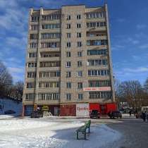Четырех-комнатная квартира на ул. Чапаева, в Смоленске