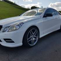 Mercedes E300, 2012 г. в., 3,5 л, в Москве