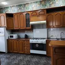 Продается 3х этажный дом в городе Луганск, Жовтневый район, в г.Луганск