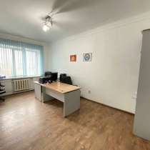 Продам 2к. кв. сталинку, пр. Манаса/Боконбаева, 41,5 тыс. $, в г.Бишкек