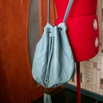 Женская сумочка-мешочек, в Сургуте