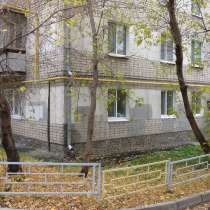 Двухкомнатная брежневка в Пионерском поселке, в Екатеринбурге