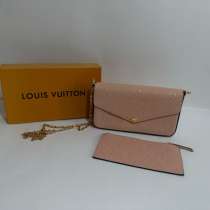 Сумка Louis Vuitton светло-розовая, в Ярославле