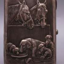 Двусторонний портсигар "Влюбленные&, в Москве