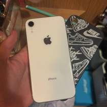 Iphone xr, в Новосибирске