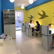 Прибыльнвй салон красоты с дизайнерской мебелью, в Москве