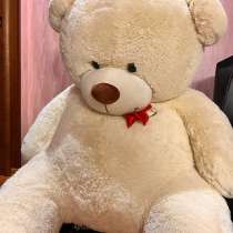 Большой мягкий медведь, в Нижневартовске